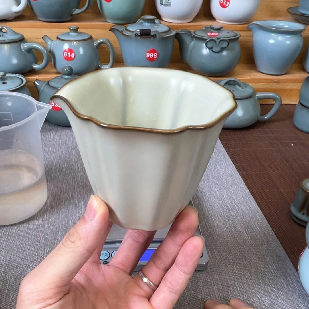 瓷片小微瑕。。。。。。。。。。。