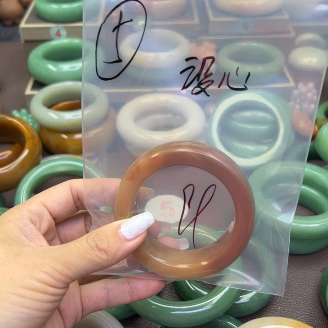 石英岩玉手镯未镶嵌ℳ****