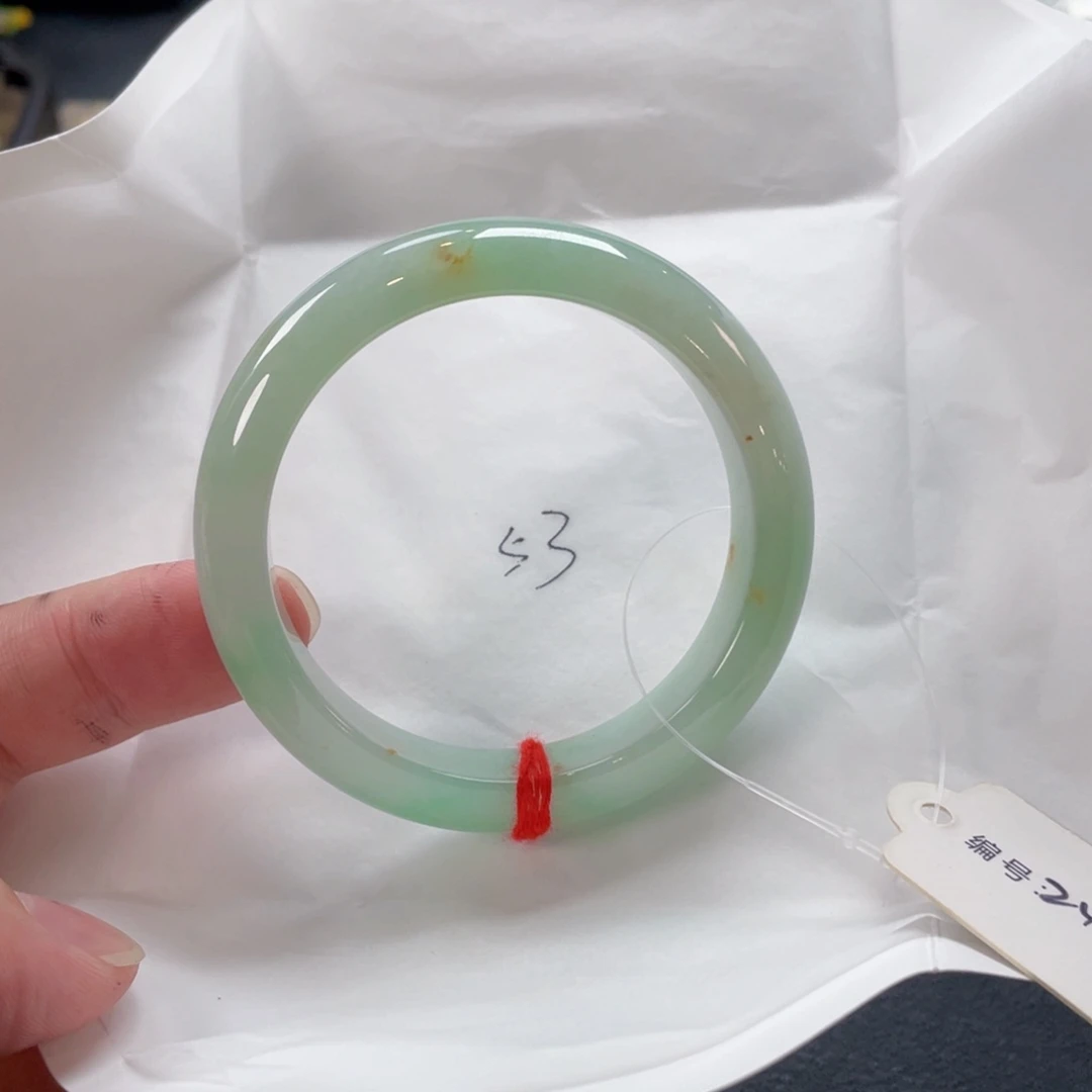 翡翠手镯未镶嵌53正圈