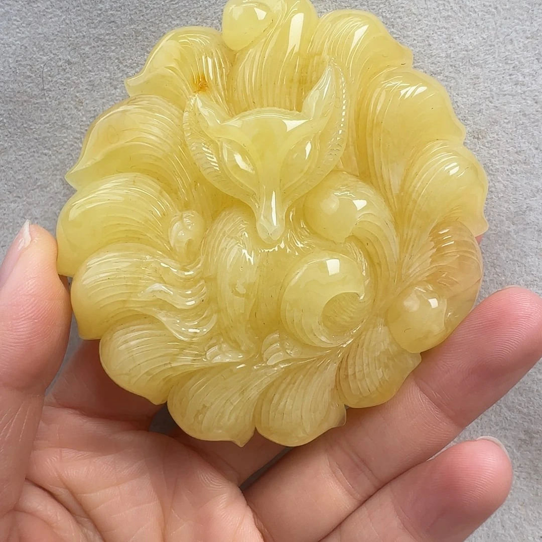 蜜蜡未镶嵌珠宝奇石