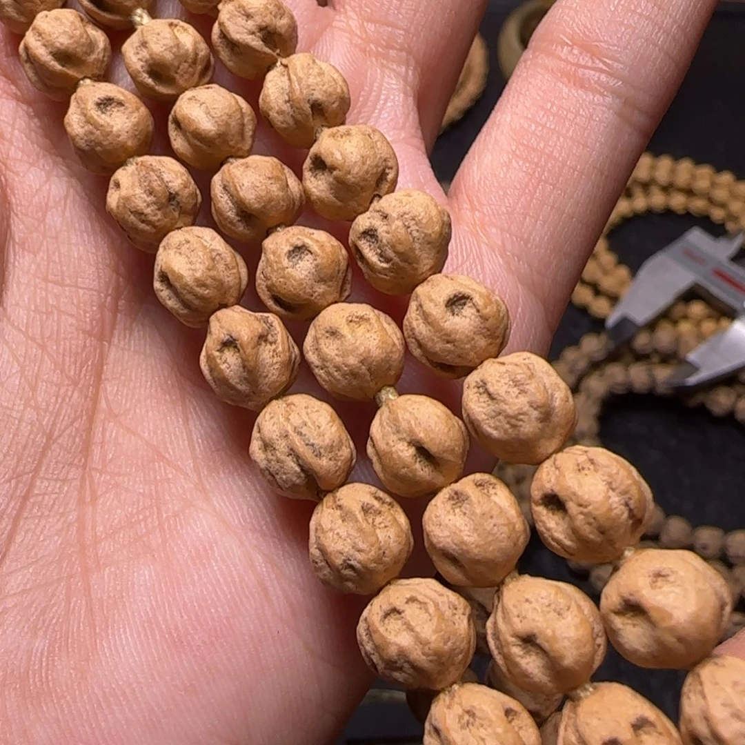 刺***客柏香籽/百香籽吊坠