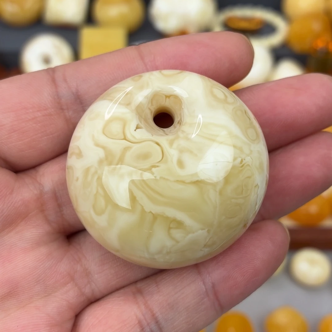 蜜蜡未镶嵌吊坠(不含链)