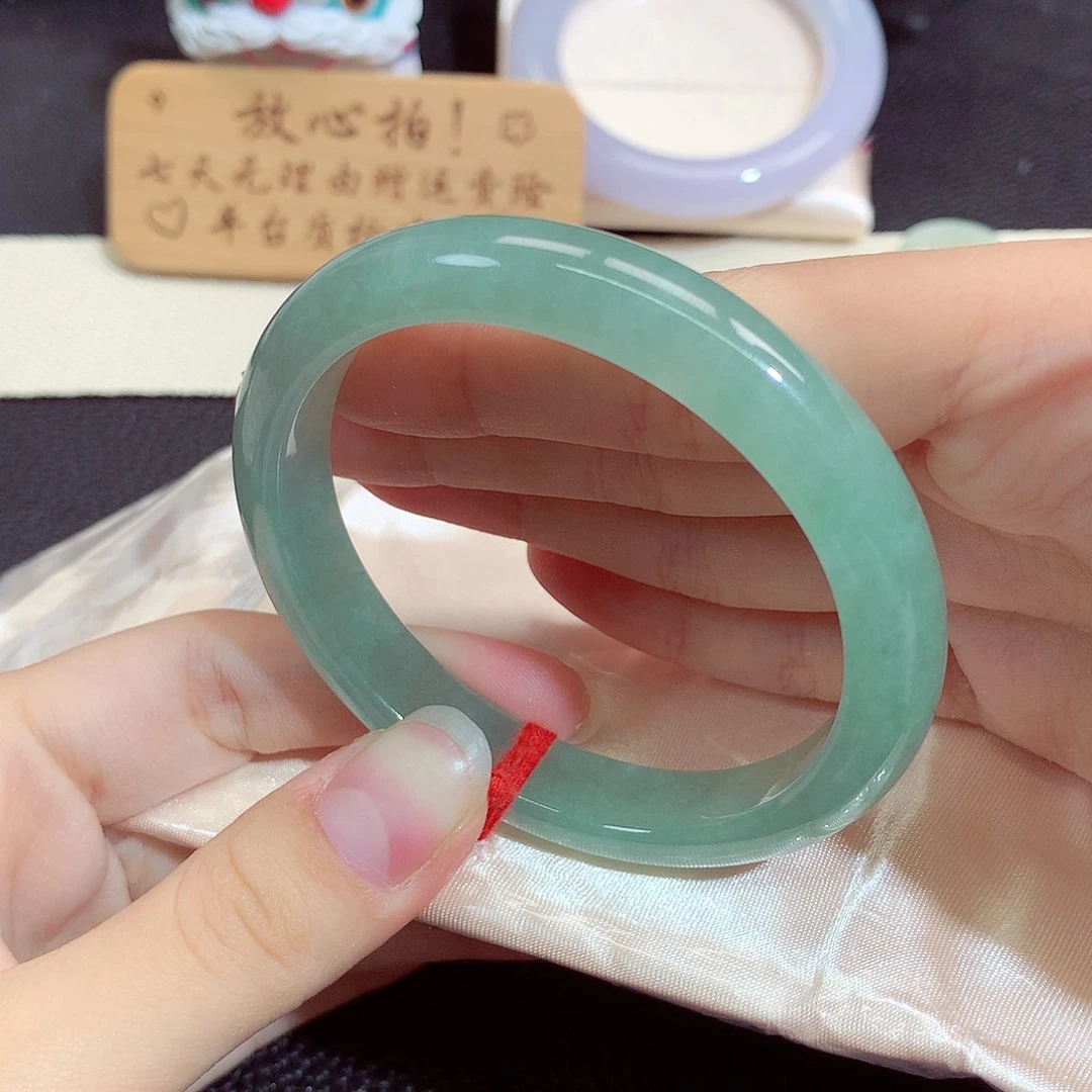 翡翠未镶嵌手镯504