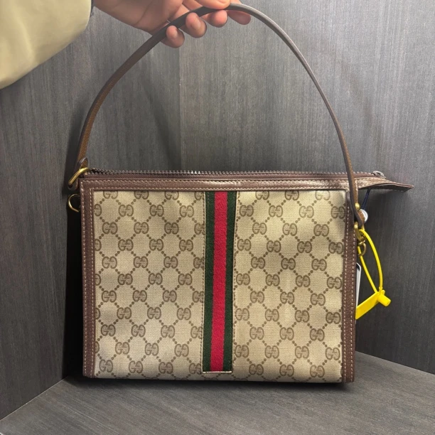 95新 GUCCI/古驰 兔兔奢 G专属/古驰手拿包/241031003