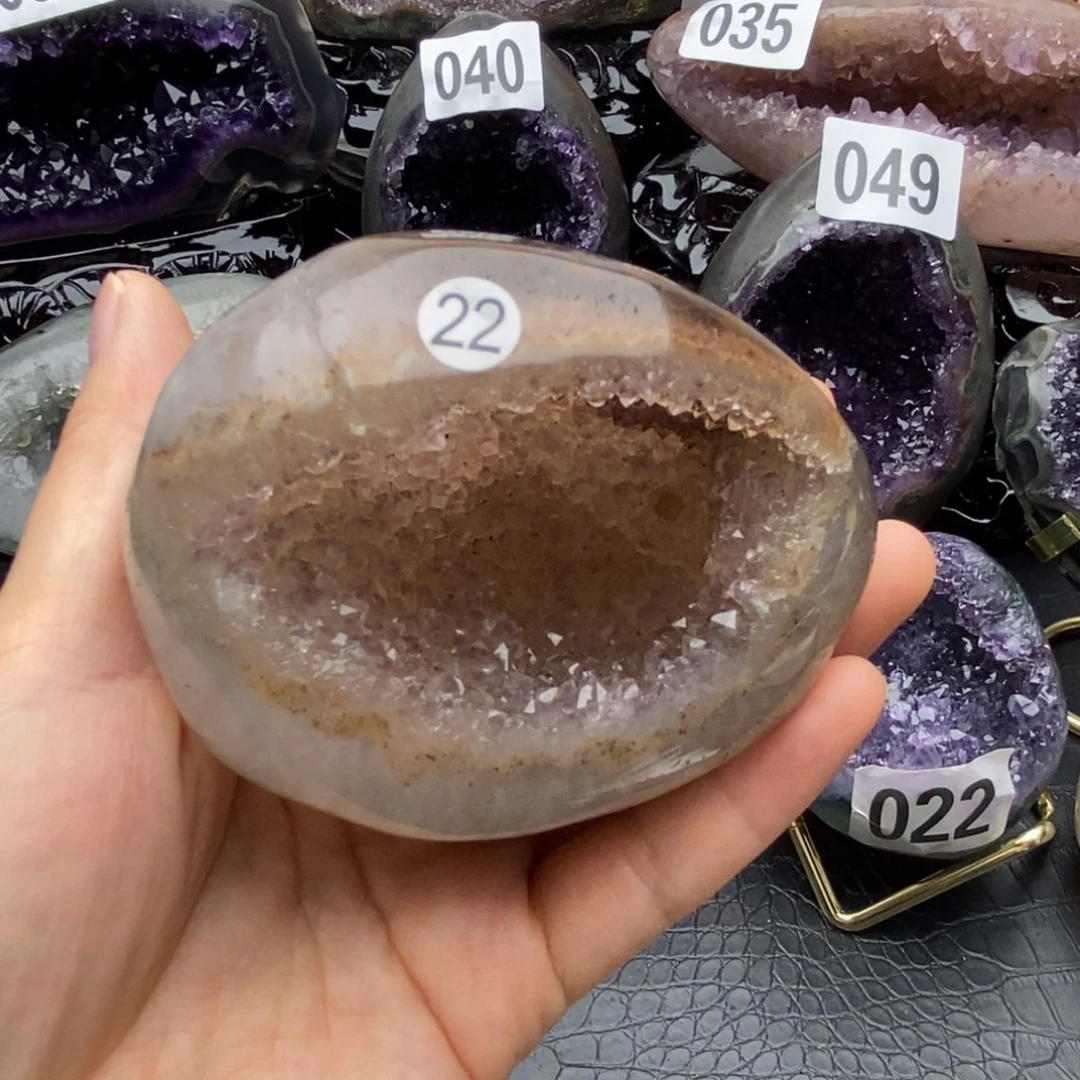 紫晶未镶嵌大型摆件（非配饰）