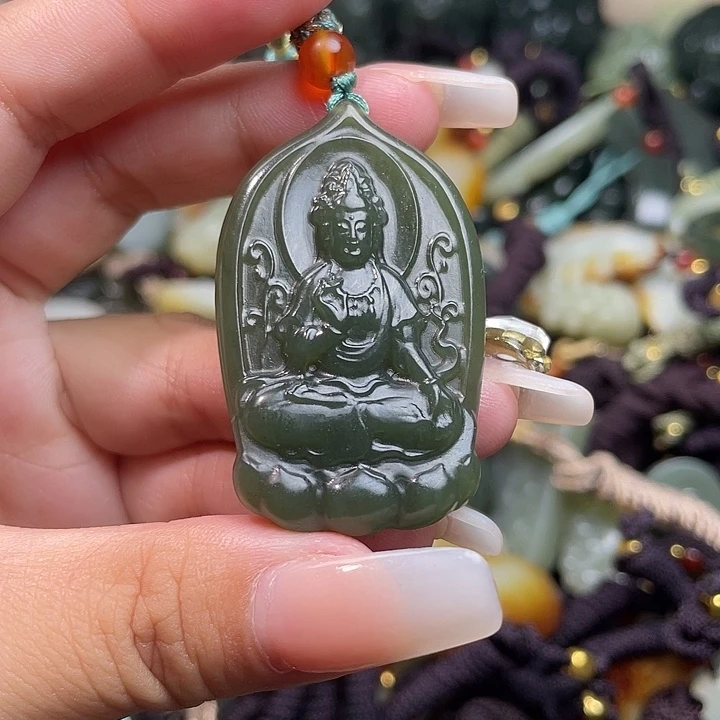 和田玉未镶嵌颈饰