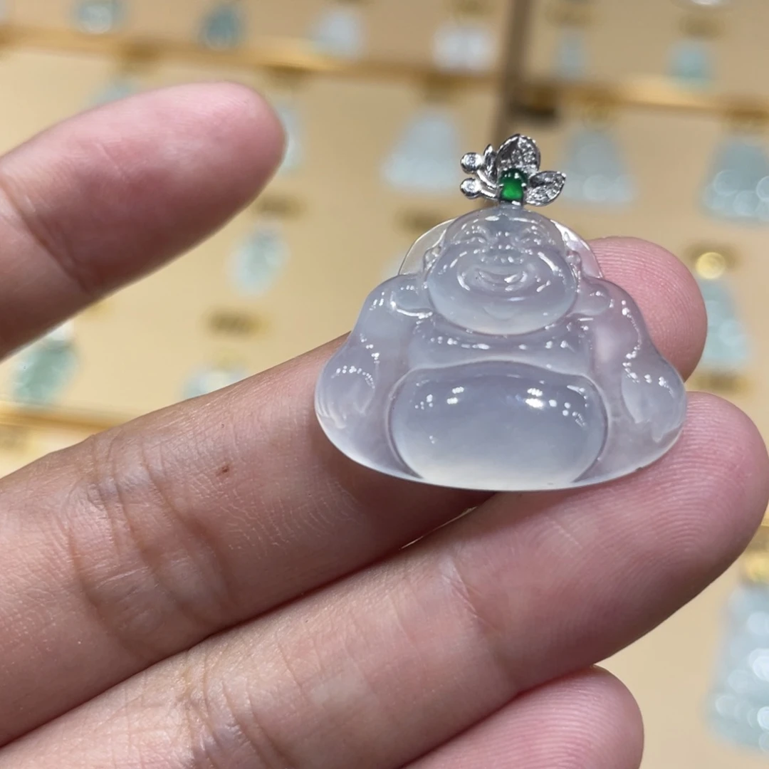 颈饰18K金镶嵌翡翠