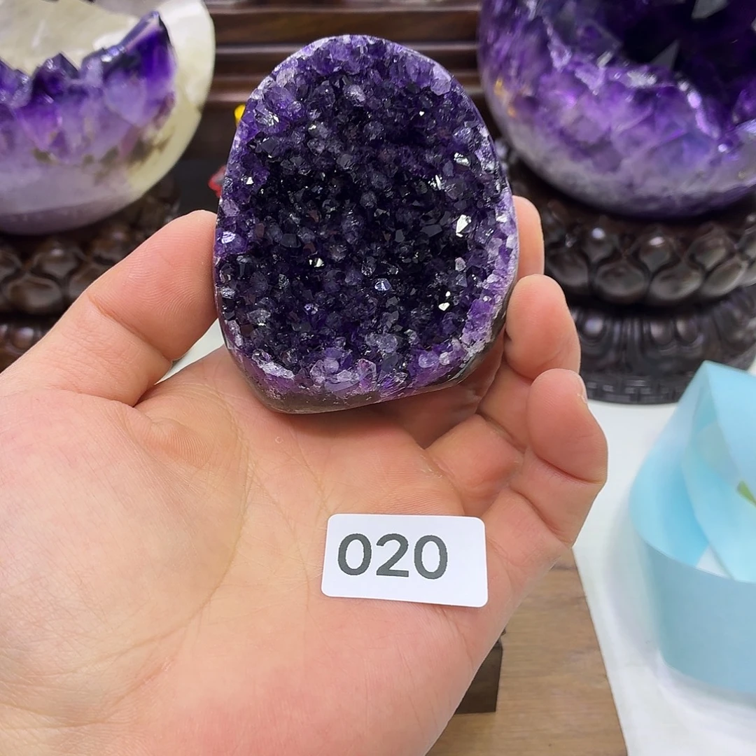 未镶嵌大型摆件（非配饰）水晶