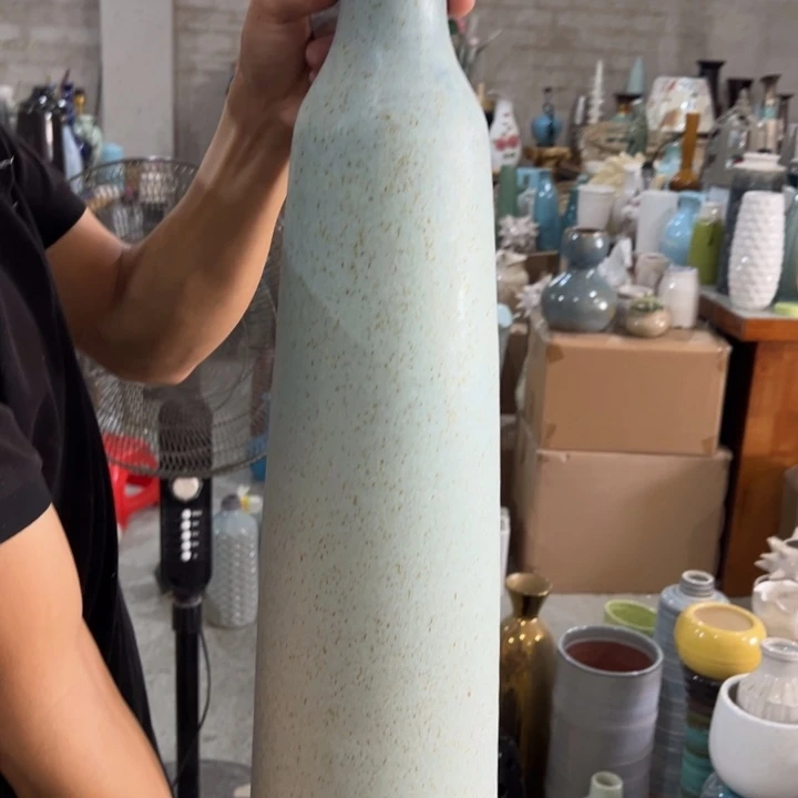 陶瓷花瓶摆件外贸出口（微瑕）高70口4公分
