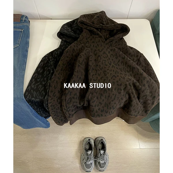 REKAYYAT“怀抱”秋冬通勤复古百搭豹纹设计感减龄洋气加绒连帽卫衣