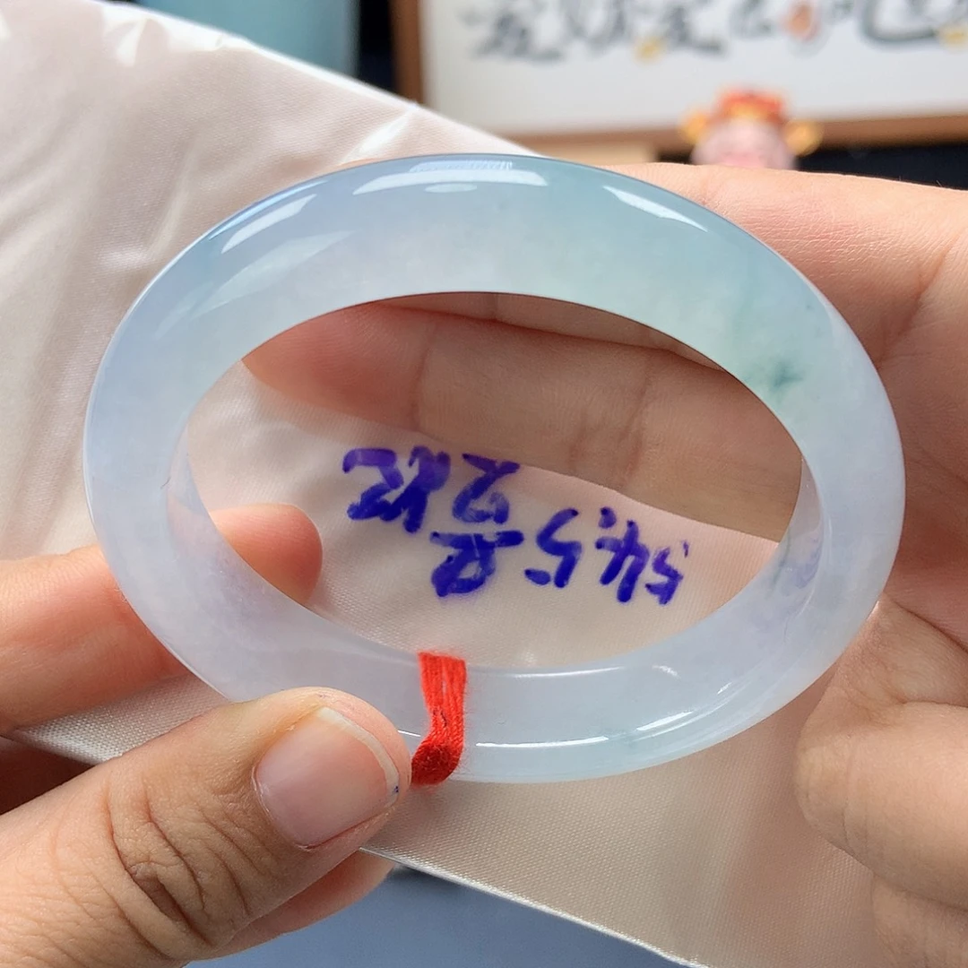 翡翠未镶嵌手镯59号贵妃