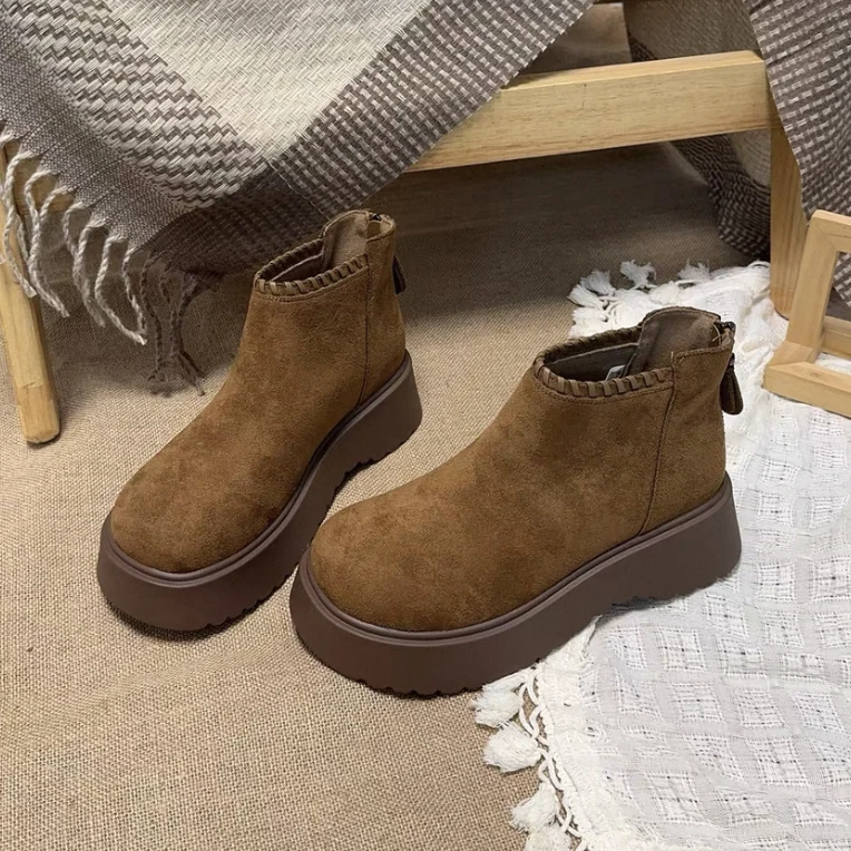 银弟，高品质英伦风厚底薄绒百搭马丁靴