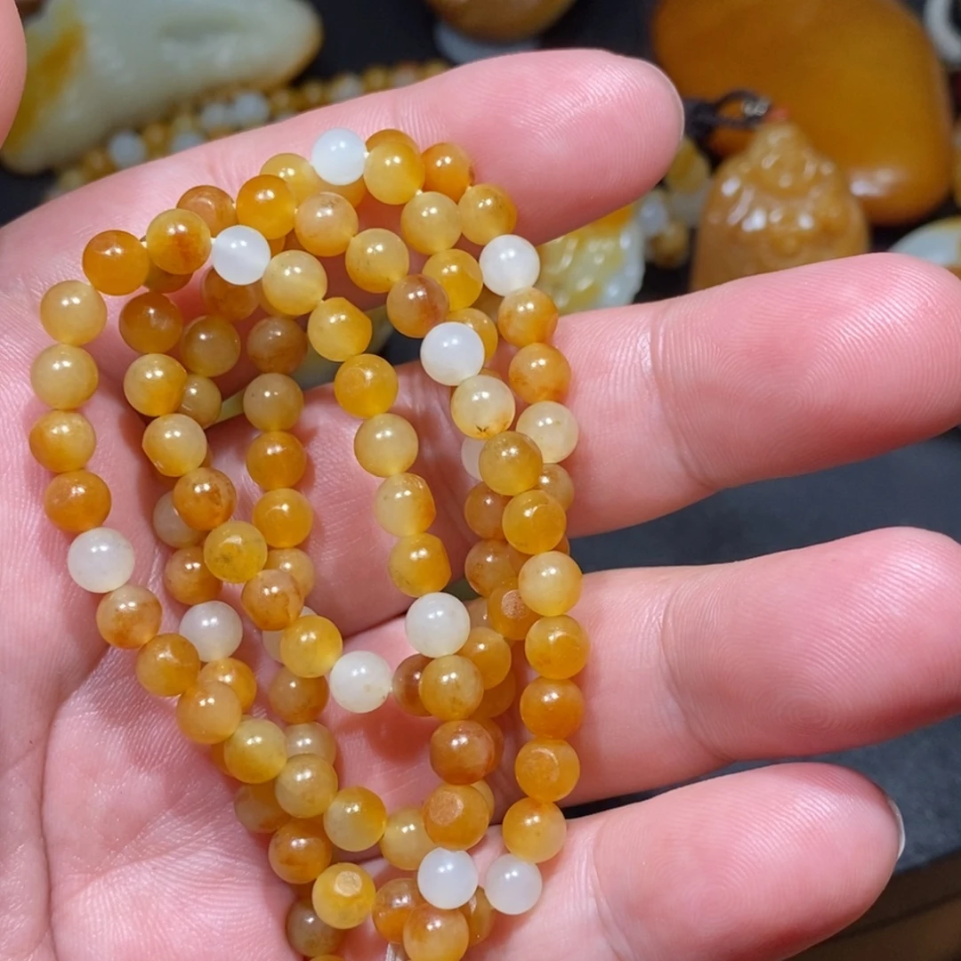 航***家和田玉未镶嵌颈饰