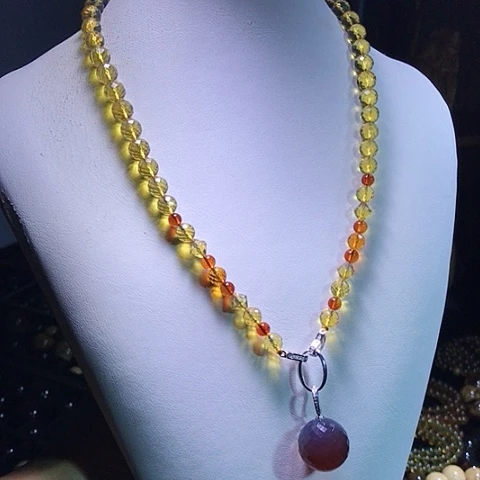 未镶嵌颈饰琥珀福利，精美项链