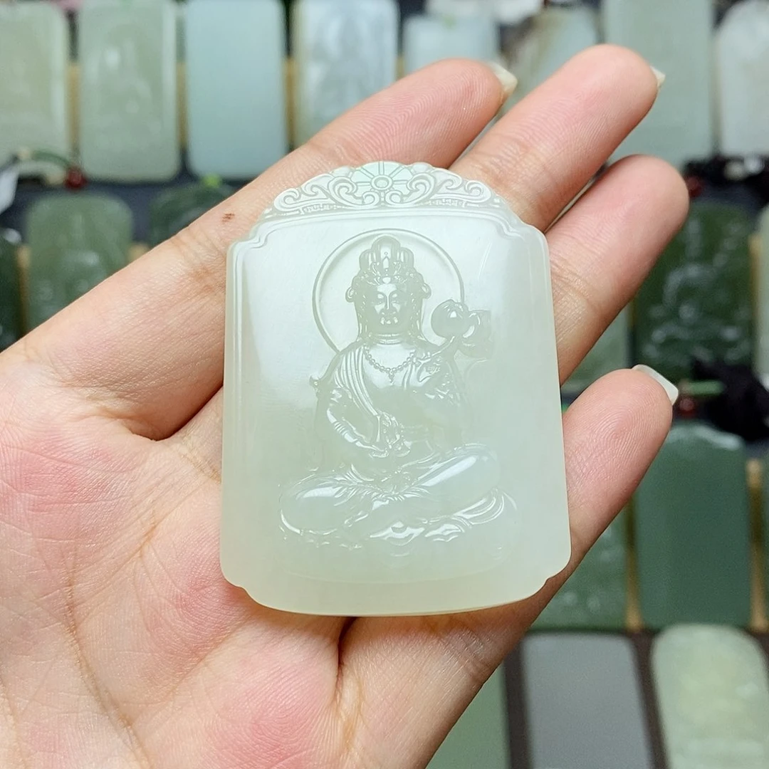 【闪购商品】颈饰未镶嵌和田玉