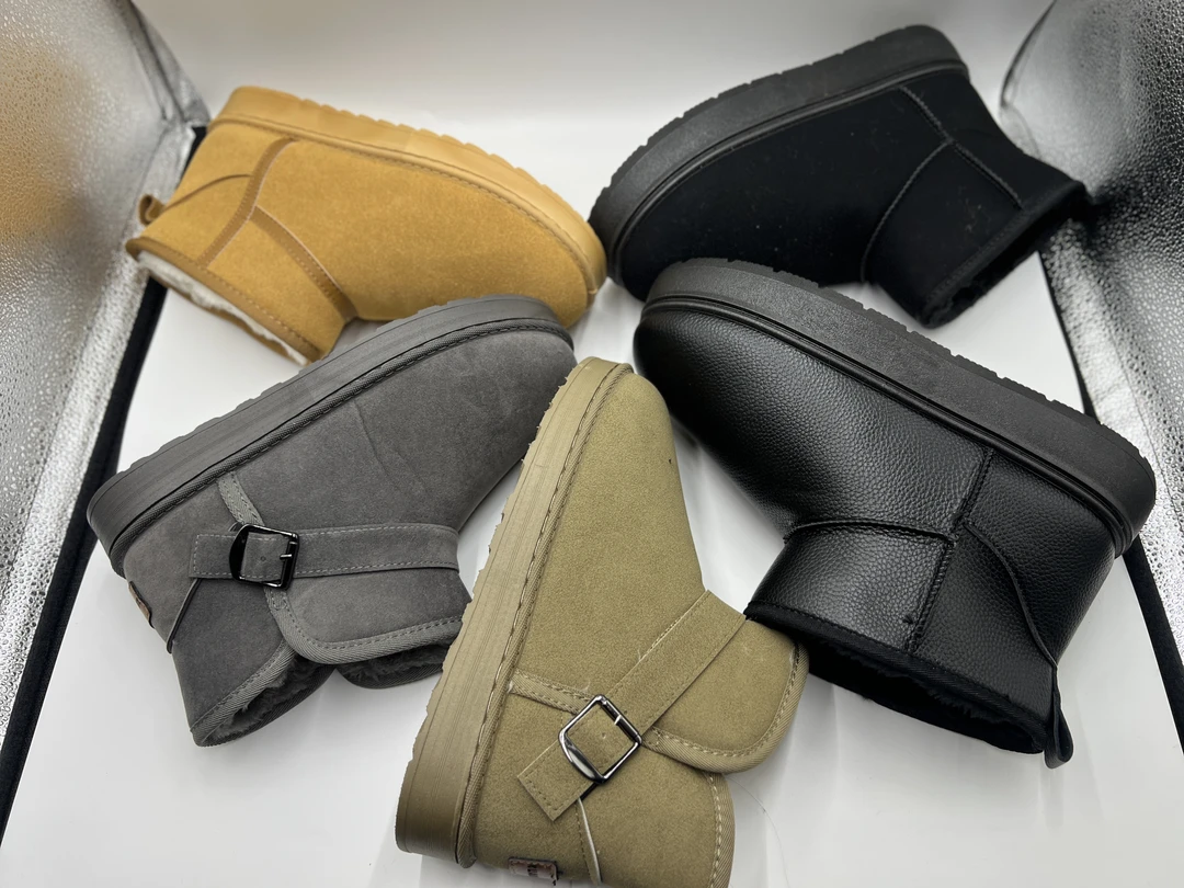 【800-1000】冬季圆头时尚男女款加绒加厚防水防滑雪地靴保暖大棉