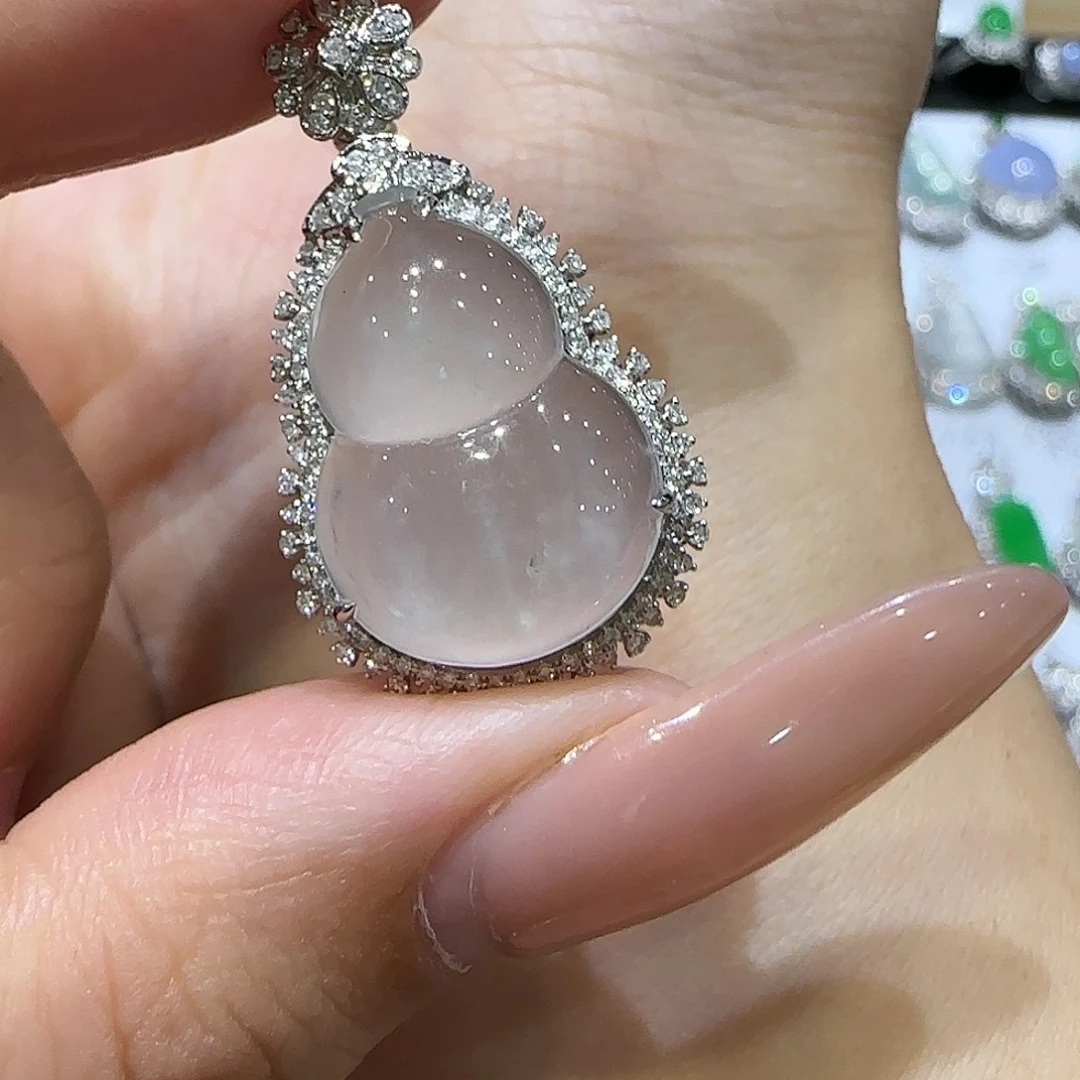 【闪购商品】颈饰18K金镶嵌翡翠天然A货翡翠