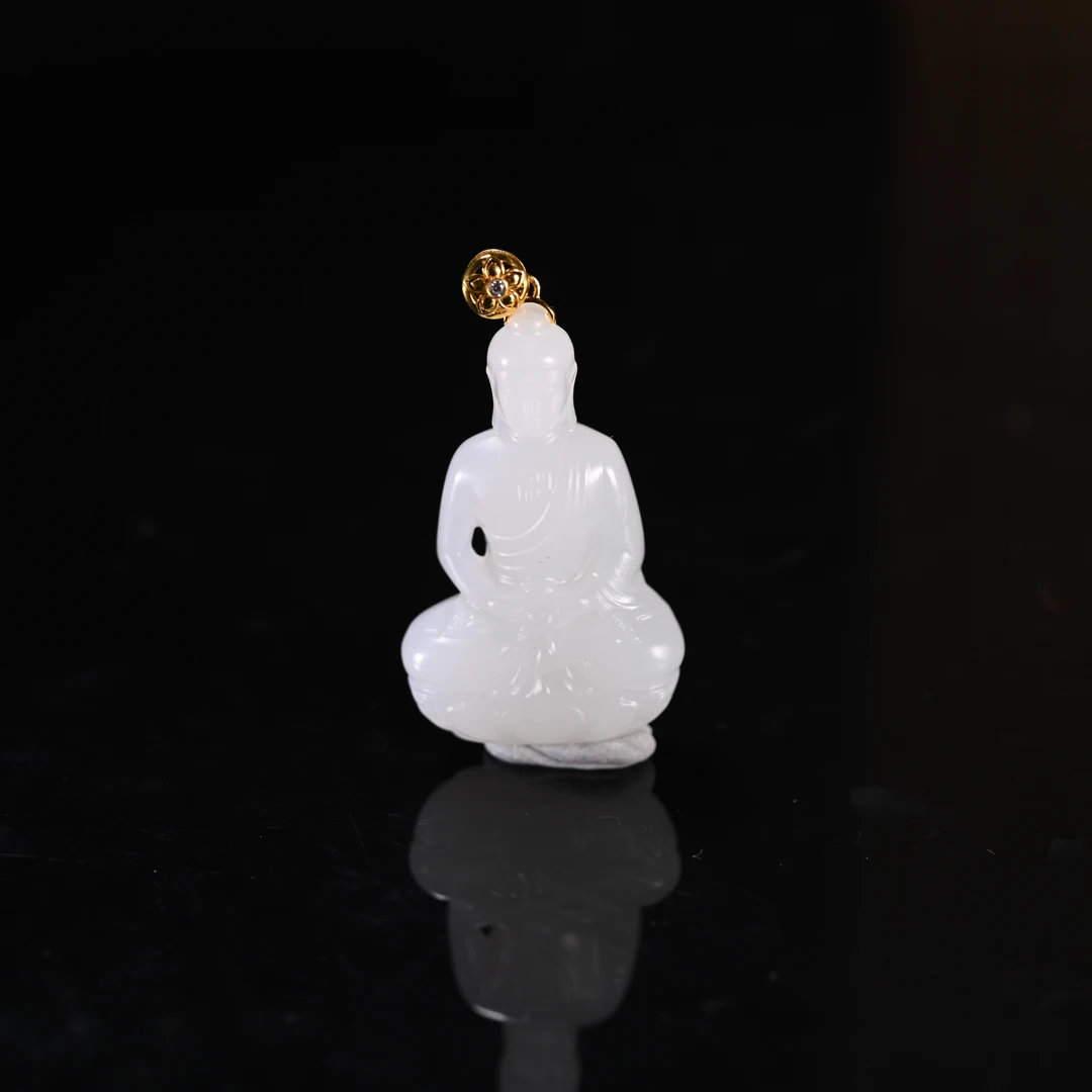 Lot8821 2510180575和田玉观音挂坠/匡时