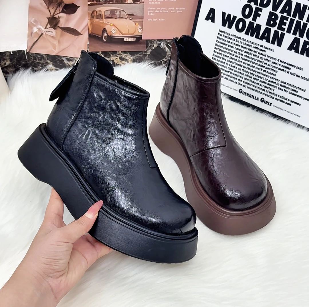真皮厚底短靴女2025年秋冬新款圆头松糕底复古百搭小个子女靴加绒