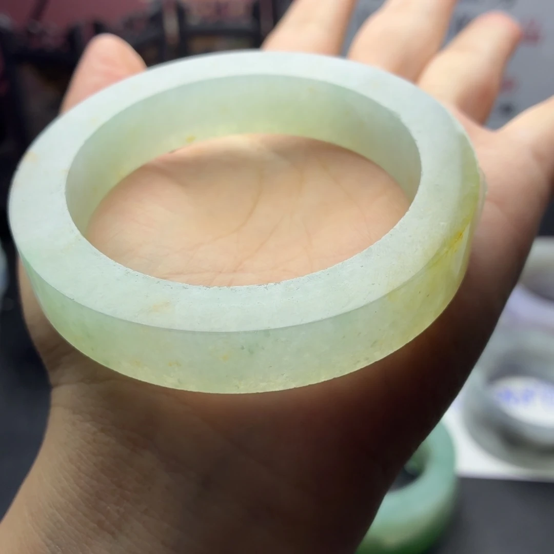 女****定制翡翠未镶嵌缅甸翡翠多样性发一