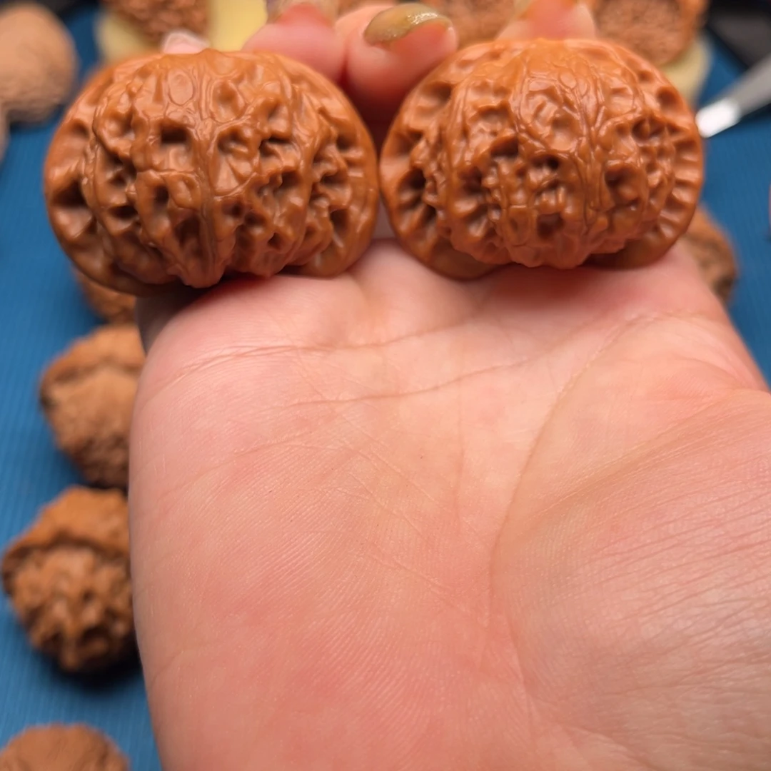 桃核吊坠46宫灯文玩核桃