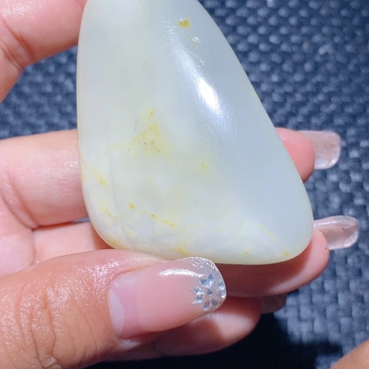 和田玉未镶嵌珠宝奇石