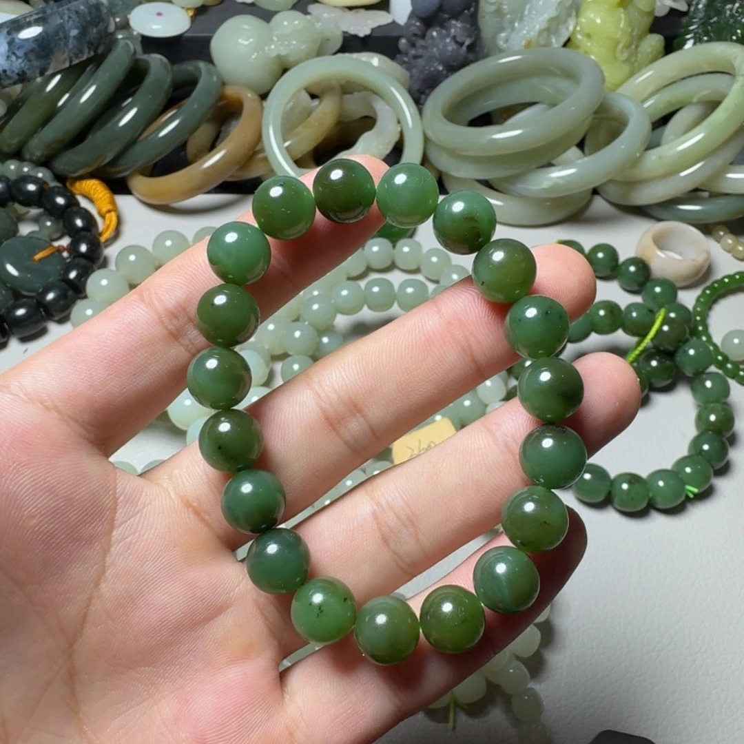 和田玉未镶嵌手串