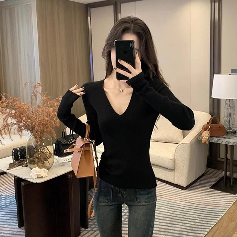 别致修身打底衫女内搭法式秋冬新款黑色低领高级感长袖针织衫上衣