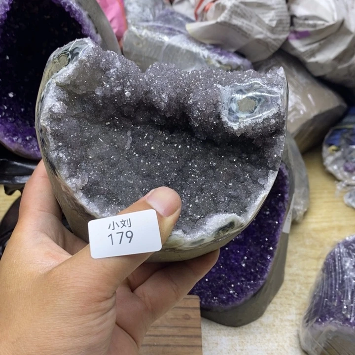 未镶嵌紫晶大型摆件（非配饰）