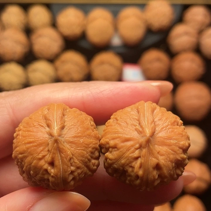 文玩核桃吊坠ooo11