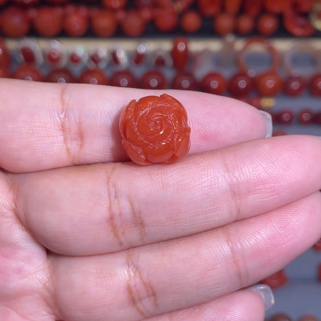 南红玛瑙牡丹未镶嵌