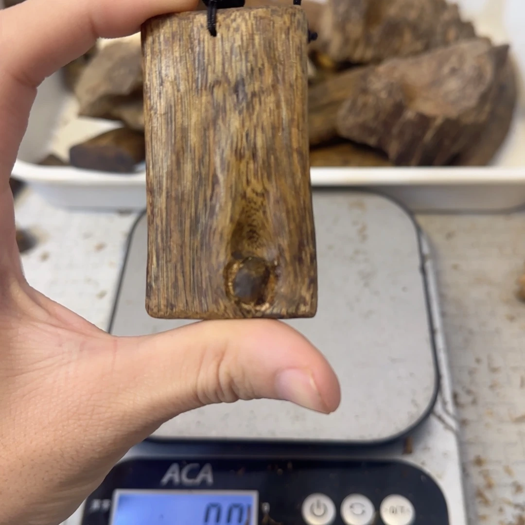 沉香沉香碎屑白棋素牌