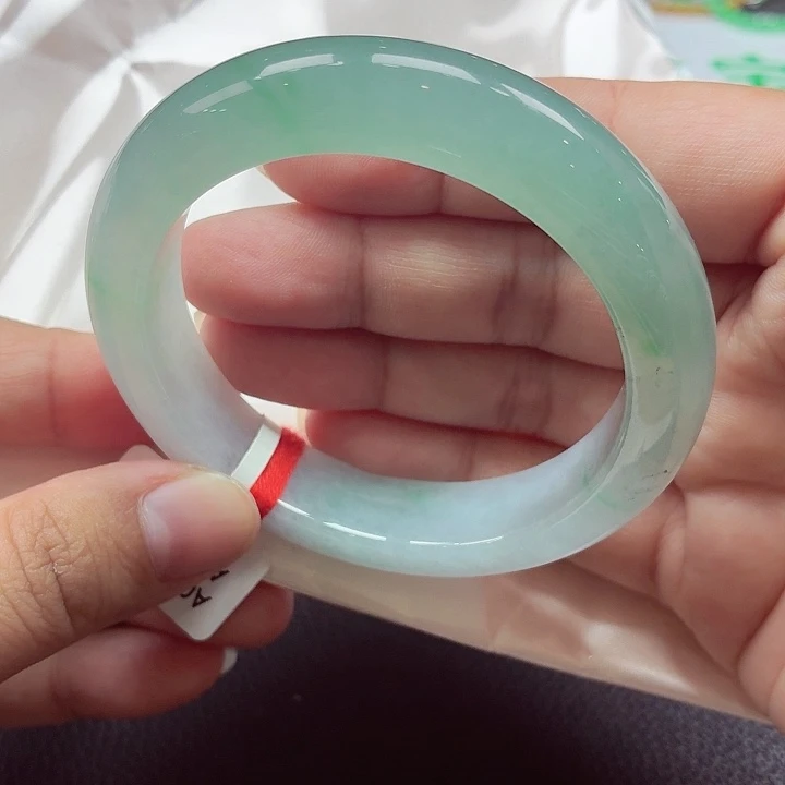 翡翠未镶嵌手镯天然缅甸A货翡翠