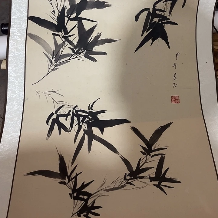 摆件，破损，水渍，轴坏都是正常的