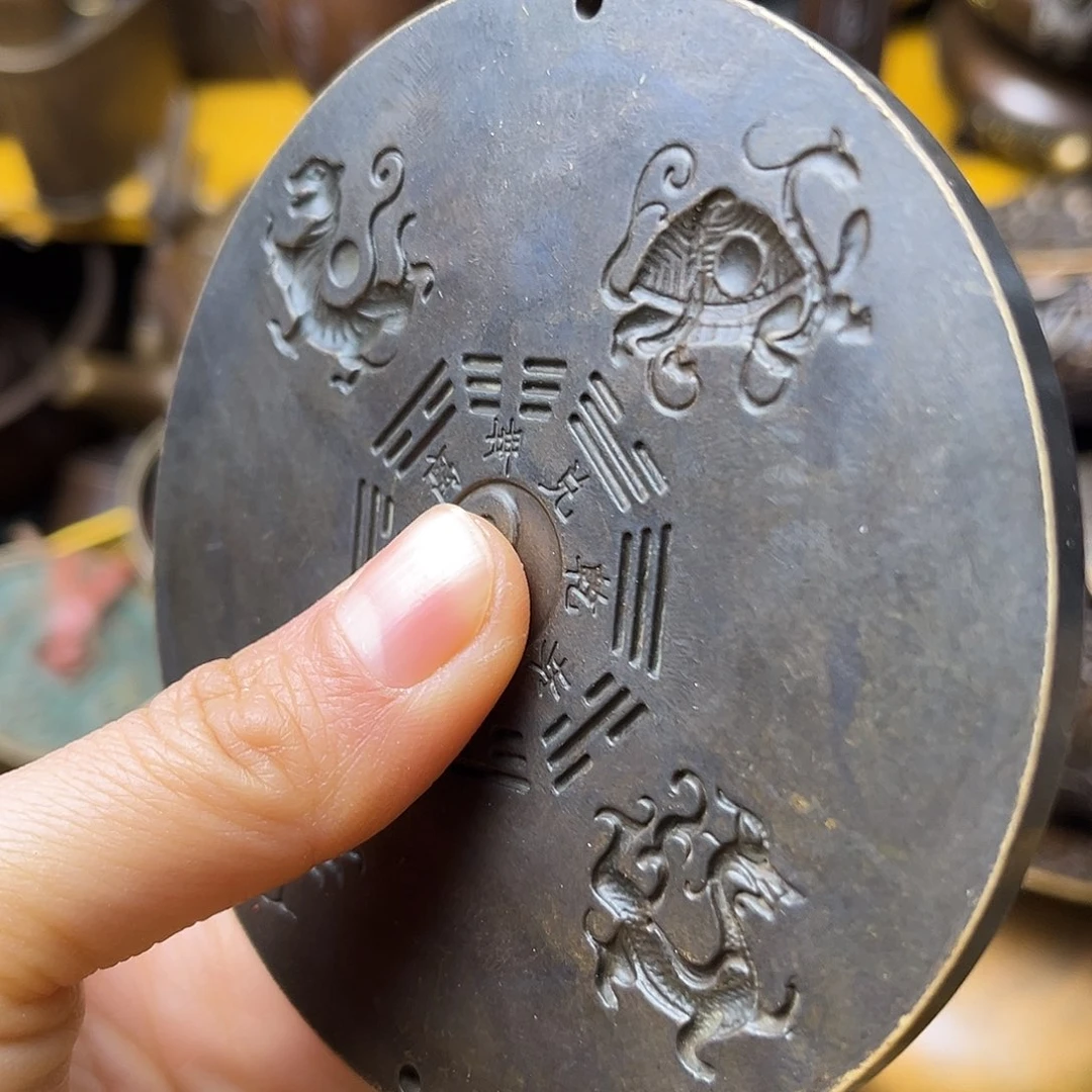 原矿风磨铜精雕摆件