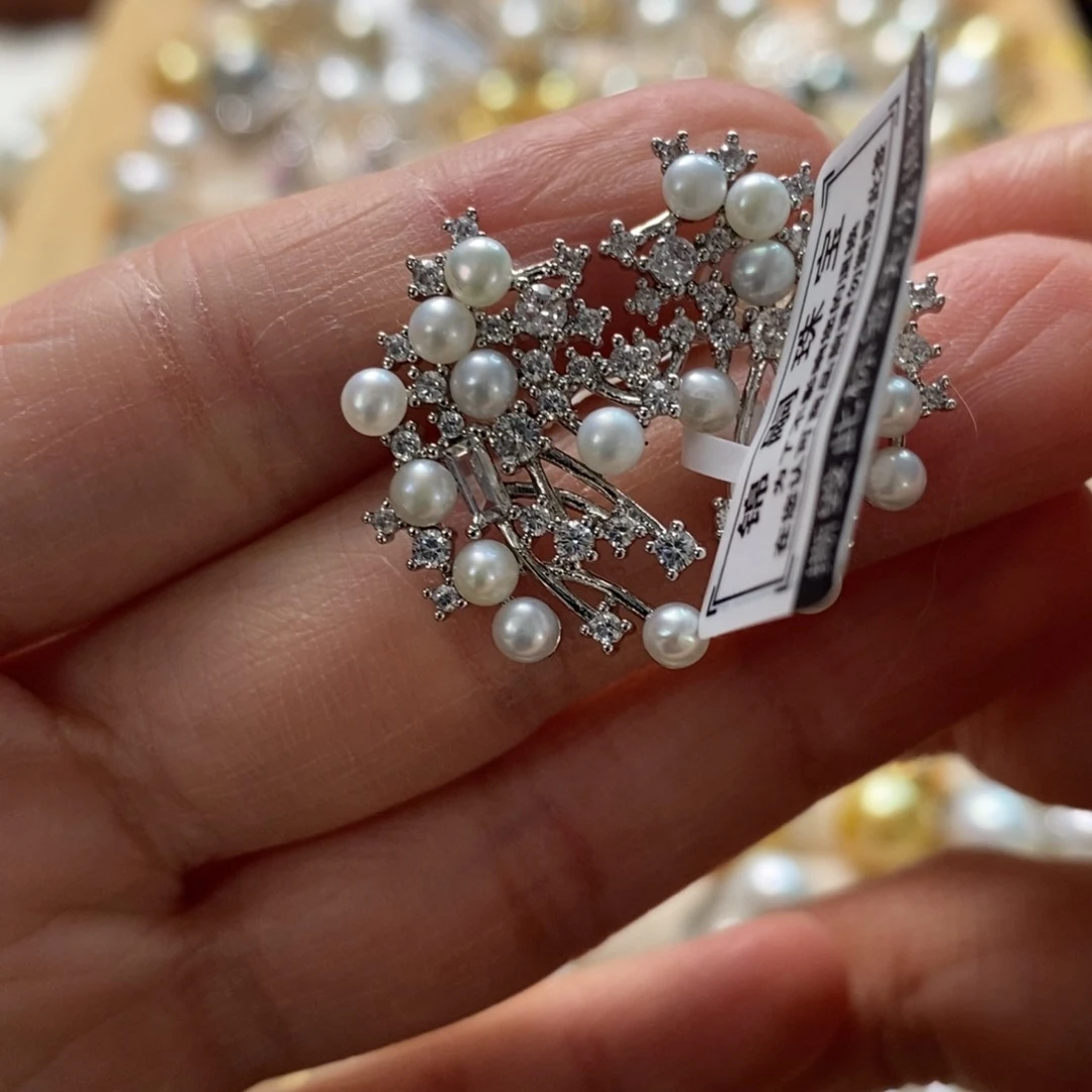 淡水珍珠耳饰未镶嵌