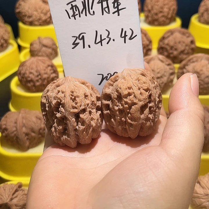 把件桃核西北将军