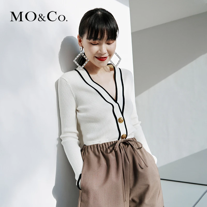【达人专属】MOCOV领雕金纽扣撞色时尚修身小香风开衫MBA3CART19