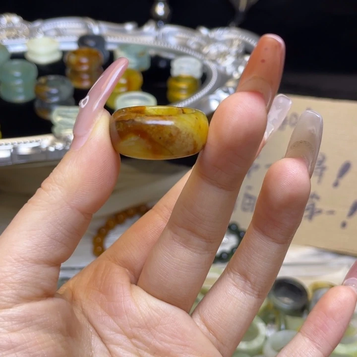 蛇纹石玉合金戒指74-18.0微瑕