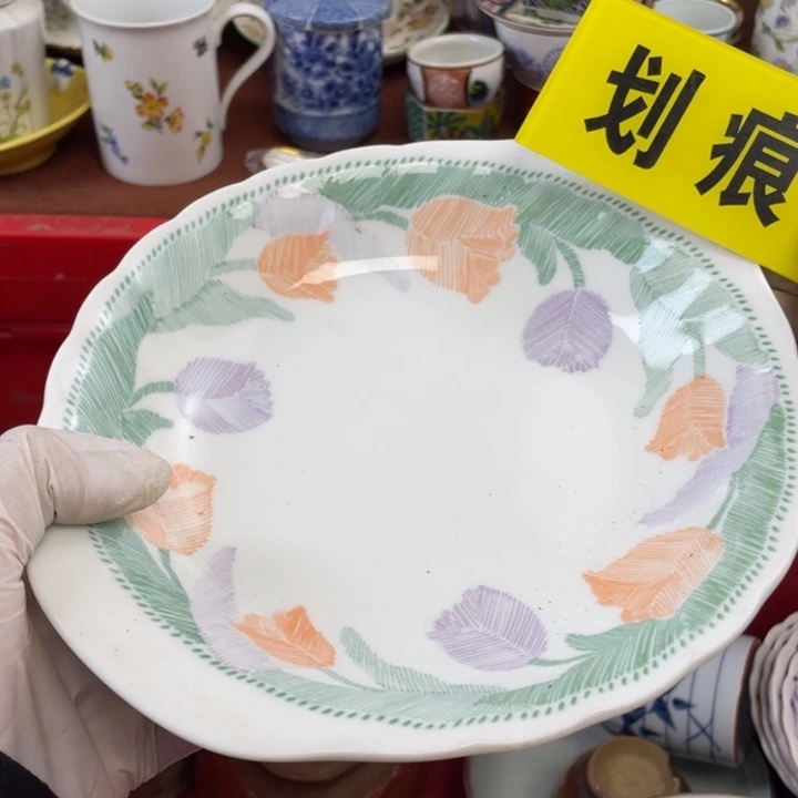 他家瓷器真美…开播的