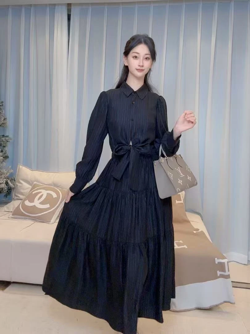 2025年开春新款长袖仙女风气质显瘦长款连衣裙 251229