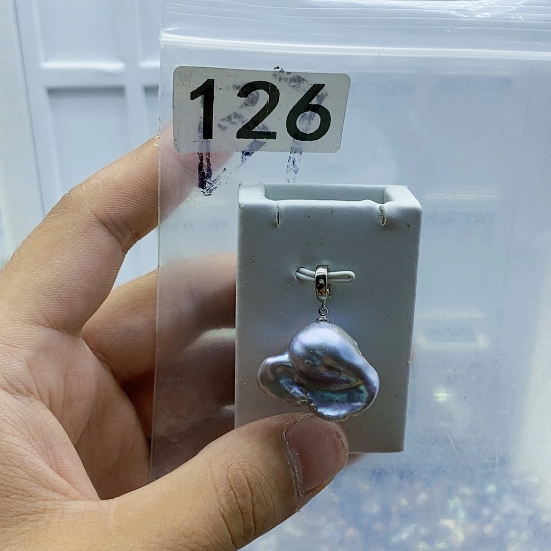 淡水珍珠合金颈饰