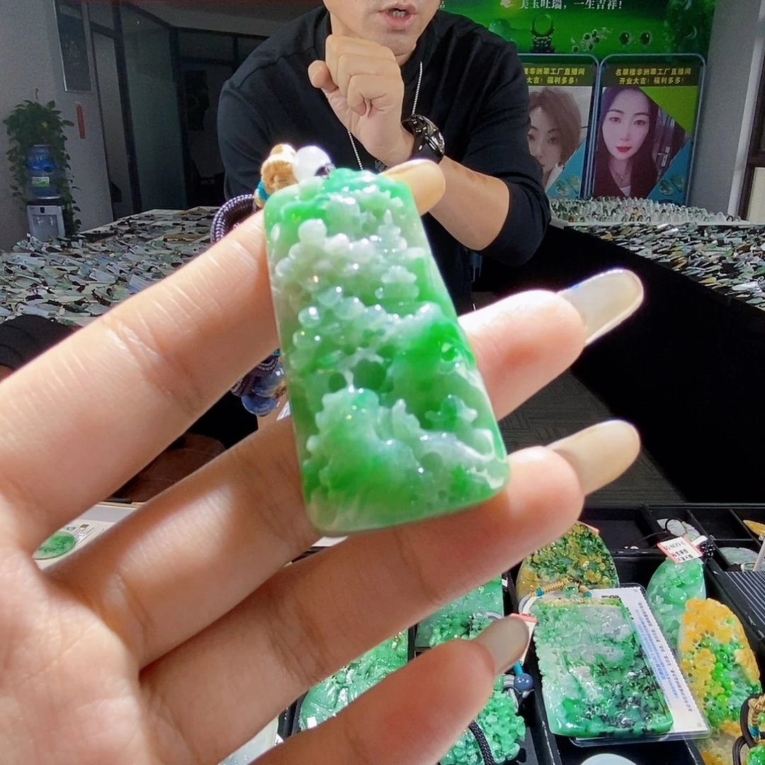 颈饰未镶嵌翡翠翡翠