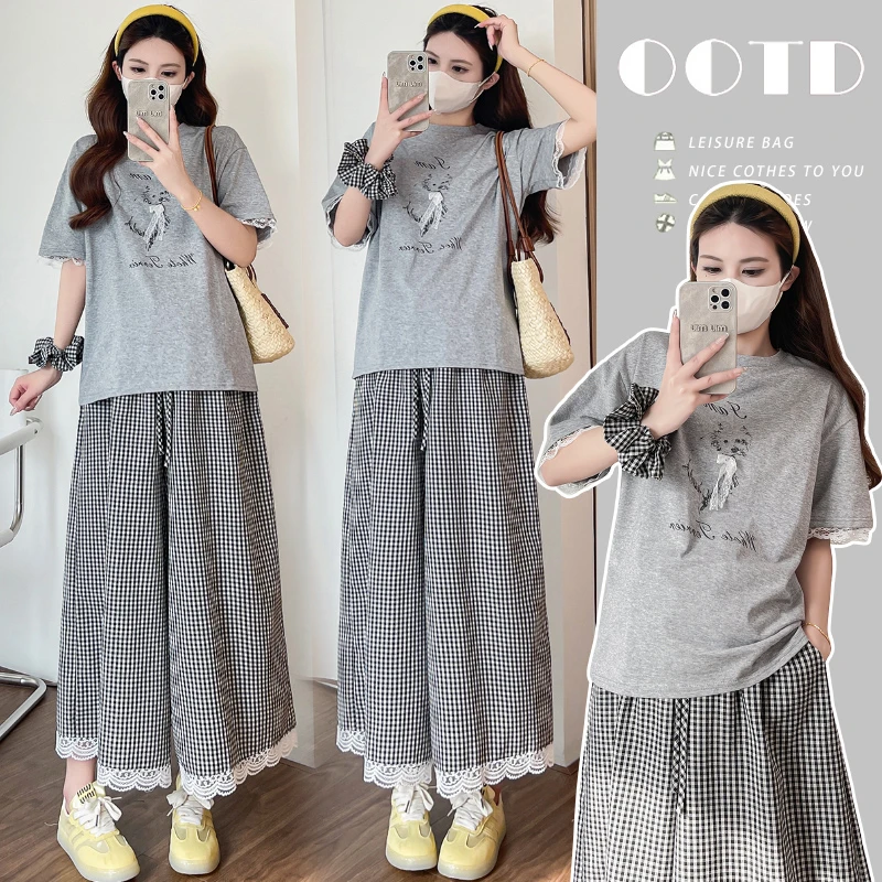 孕妇夏季时尚新款百搭短袖T恤猪鼻扣格子阔腿裤孕妇套装配发圈