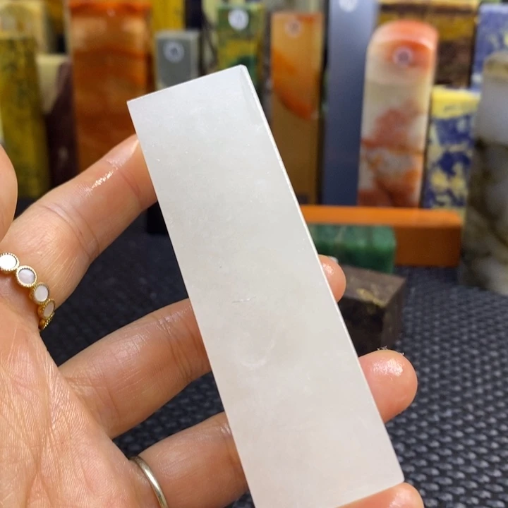 青田石蠃**鱼青田石印章石