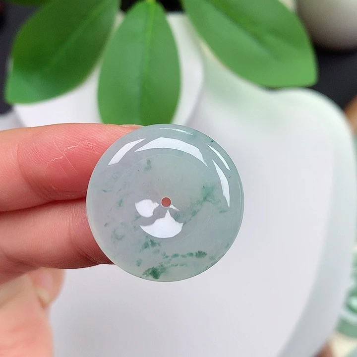 翡翠未镶嵌颈饰平安扣 24.4x5.0mm
