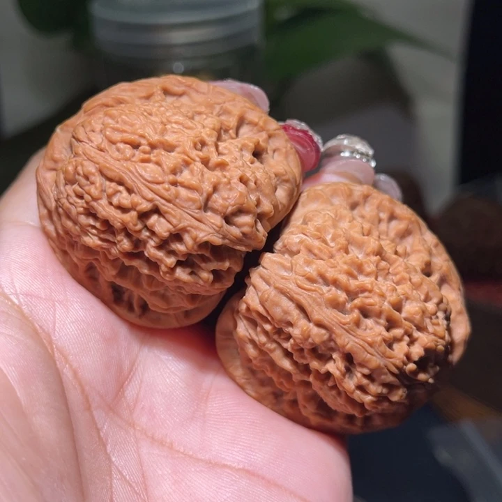 桃核把件没****圣            43