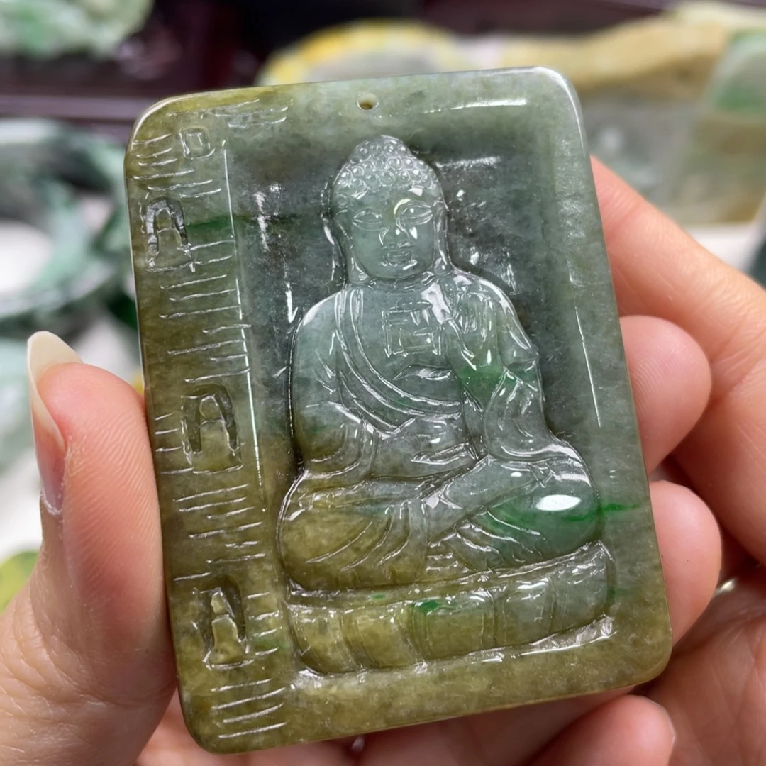 翡翠未镶嵌颈饰牌子
