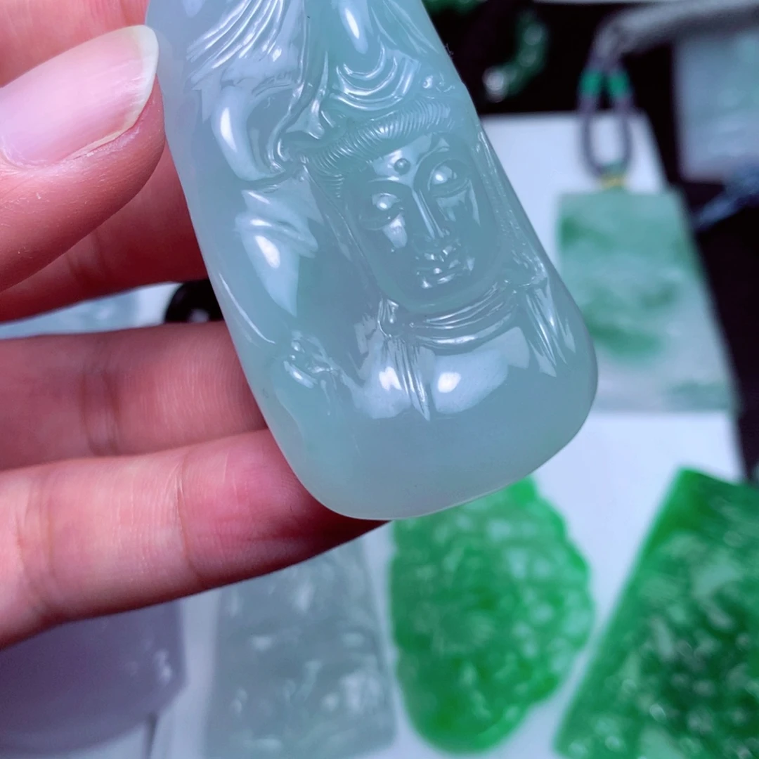 颈饰未镶嵌翡翠天然A货翡翠
