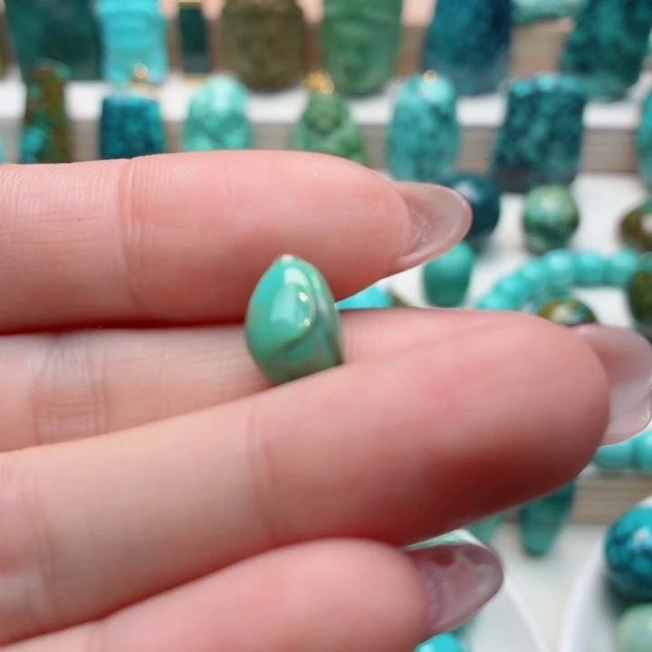 *****绿松石未镶嵌配饰